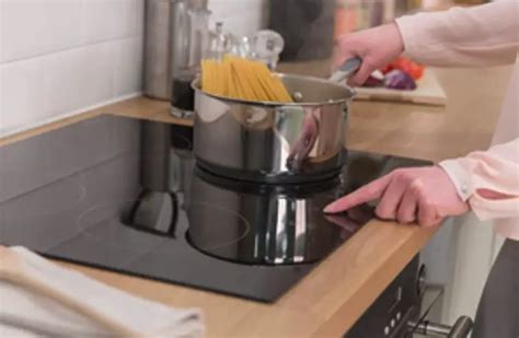 does induction hob need gas